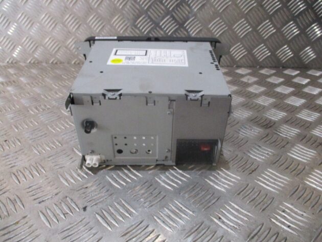2015 GENUINE VW JETTA RADIO CD PLAYER HEAD UNIT 1K0035186AS - Image 3