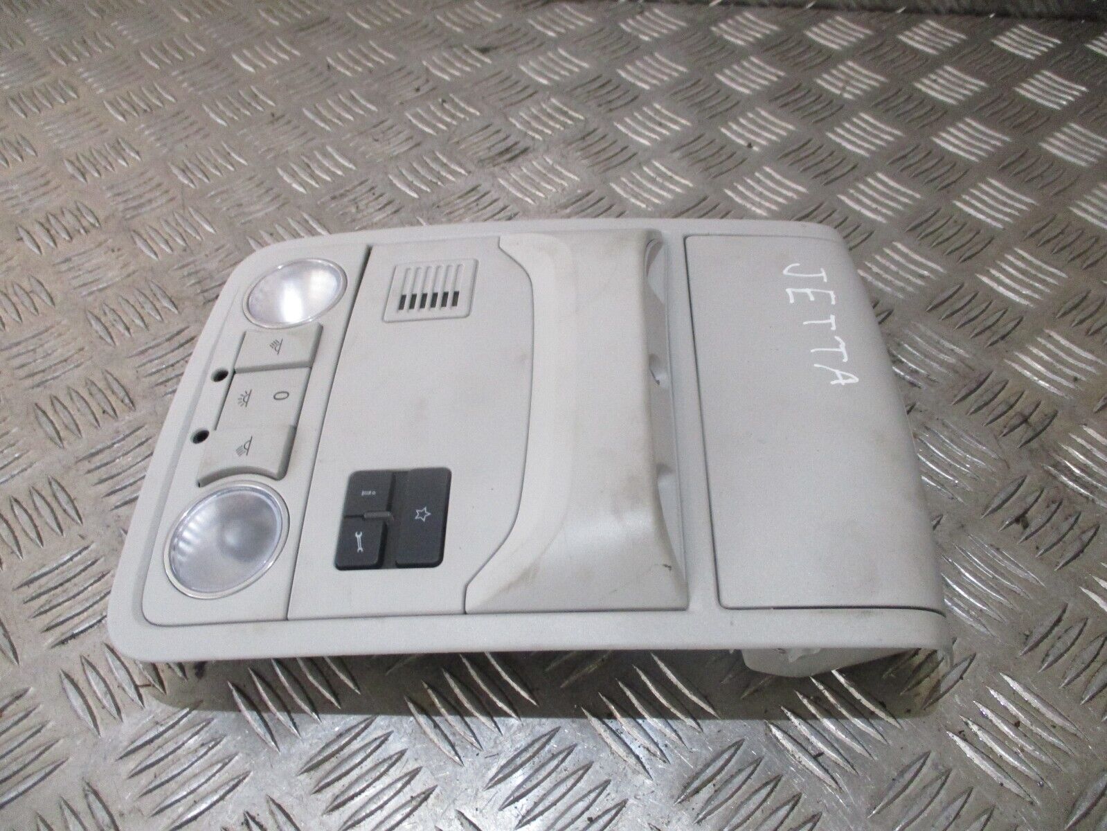 2015 GENUINE VW JETTA FRONT INTERIOR ROOF READING LIGHT LAMP 561868837 - Image 2