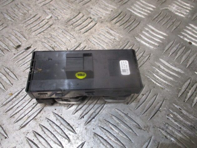 2014 GENUINE AUDI A3 8V FRONT RIGHT DRIVER SIDE WINDOW SWITCH 8V0959851E - Image 3