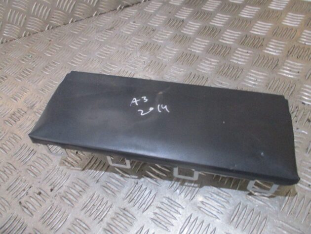 2013-13 GENUINE AUDI A3 8V FRONT DRIVER SIDE KNEE AIRBG 8V2880841A - Image 4
