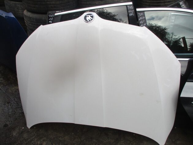 2016 GENUINE SKODA OCTAVIA FRONT COMPLETE BONNET HOOD - Image 3