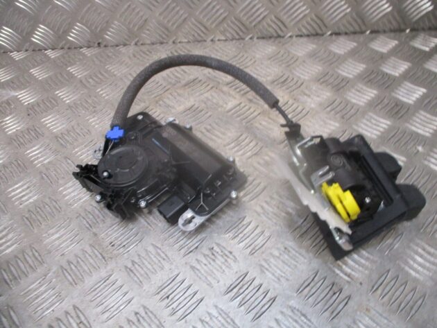 2020 GENUINE AUDI Q2 REAR BOOT LOCK LOCKING MECHANISM 5TA827887C 4M0827506D - Image 3