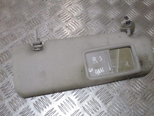 2013 GENUINE TOYOTA PRIUS FRONT RIGHT DRIVER SIDE SUNVISOR OSF - Image 2