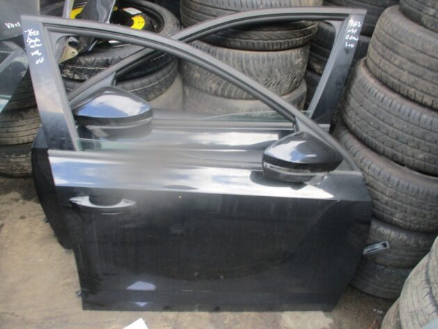 2016 GENUINE SKODA OCTAVIA FRONT RIGHT DRIVER SIDE BARE SHELL DOOR OSF - Image 3