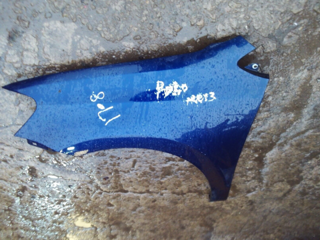 2013 GENUINE VW POLO 6R FRONT LEFT PASSENGER SIDE WING FENDER