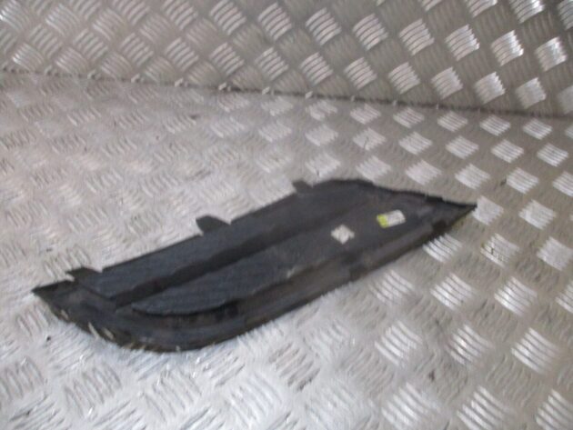 2015 GENUINE VW JETTA FRONT RIGHT DRIVER SIDE LOWER BUMPER GRILLE 5C6853666G - Image 2