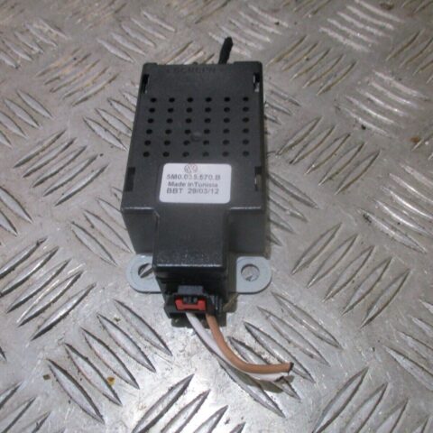 2012 GENUINE VW GOLF MK6 RADIO STATIC FILTER ANNTENA AMP AMPLIFIER 5M0035570B
