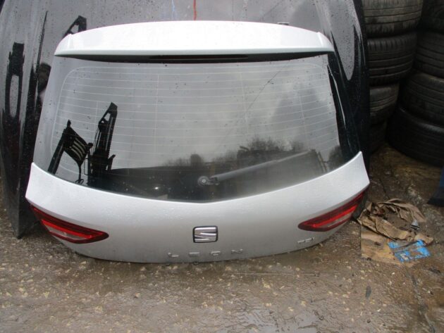 2013 GENUINE SEAT LEON HATCHBACK REAR BARE TAILGATE BOOTLID - Image 3