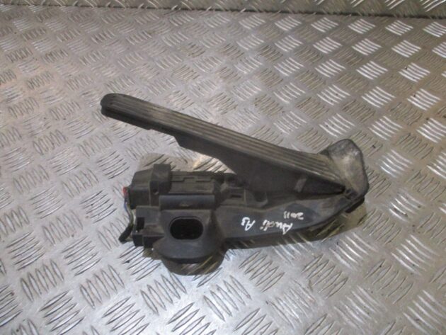 2012 GENUINE AUDI A3 8P THROTTLE ACCELERATOR PEDAL 1K2721503T - Image 2