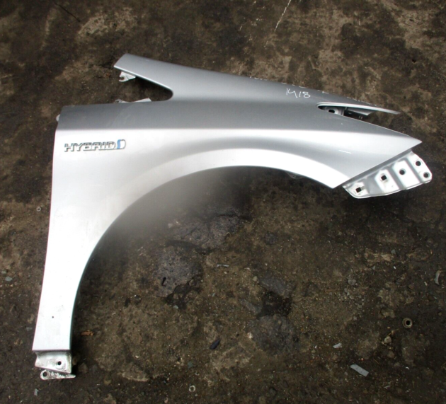2012 GENUINE TOYOTA PRIUS FRONT RIGHT DRIVER SIDE WING FENDER OSF