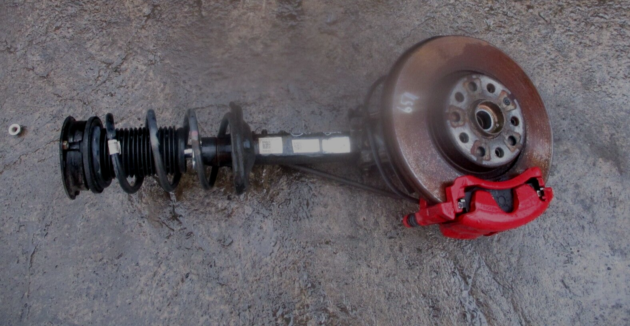2014 VW GOLF MK7 GTD 2.0 FRONT PASSENGER SIDE SHOCK ABSORBER & HUB 5Q0412037JM