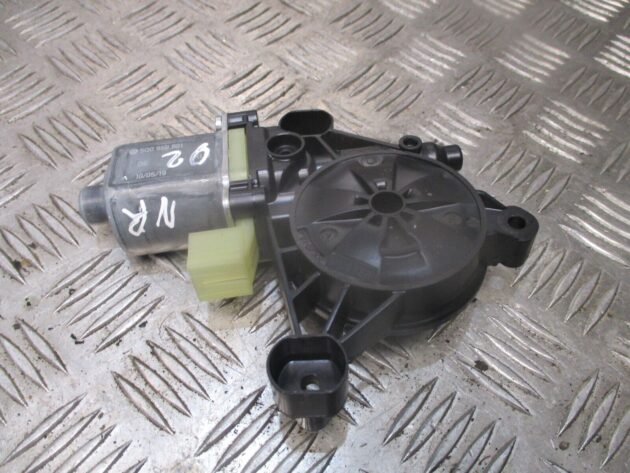 2013 GENUINE AUDI Q2 REAR LEFT PASSENGER SIDE WINDOW MOTOR 5Q0959801 - Image 3