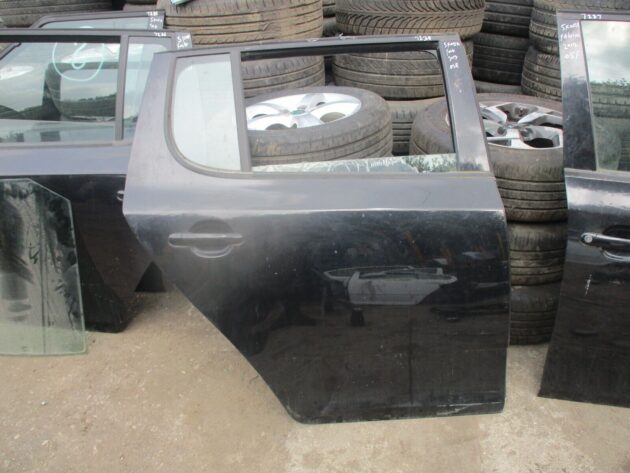 2012 GENUINE SKODA FABIA REAR RIGHT DRIVER SIDE BARE SHELL DOOR OSR - Image 3