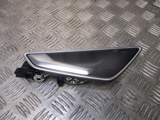 2013 GENUINE AUDI Q2 REAR PASSENGER SIDE INTERIOR DOOR HANDLE 81A839019C - Image 4