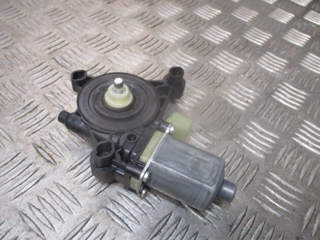 2013 GENUINE AUDI Q2 FRONT LEFT PASSENGER SIDE WINDOW MOTOR 5Q0959802B - Image 3