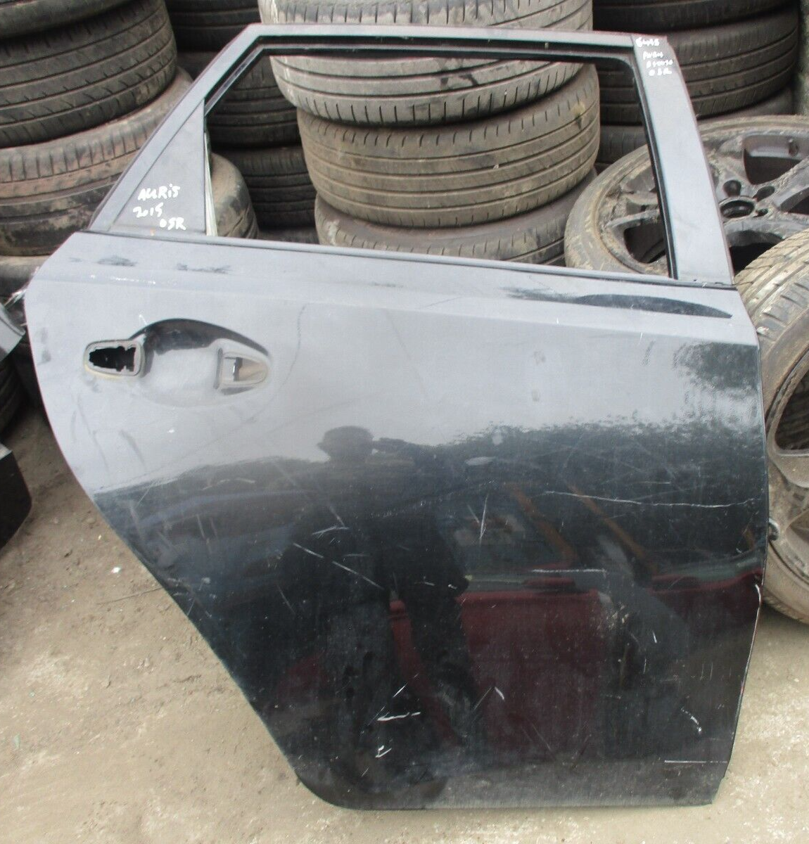 2015 GENUINE TOYOTA AURIS ESTATE REAR RIGHT DRIVER SIDE BARE SHELL DOOR OSR