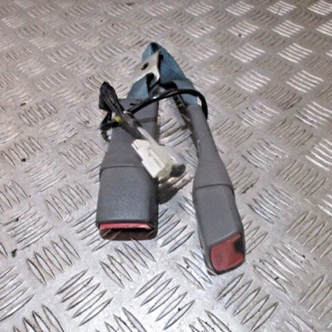 2014 GENUINE TOYOTA PRIUS 1.8 HYBRID REAR TWIN BUCKLE