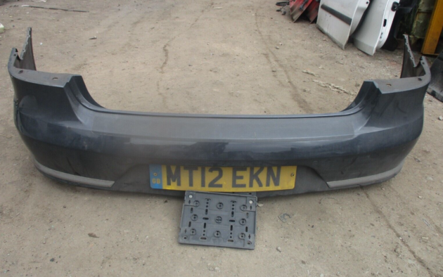2012 GENUINE VW PASSAT B7 SALOON REAR BUMPER