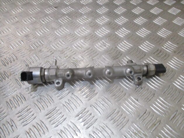 2015 GENUINE VW AUDI SEAT SKODA 2.0 TDI DIESEL FUEL INJECTOR RAIL 04L089G