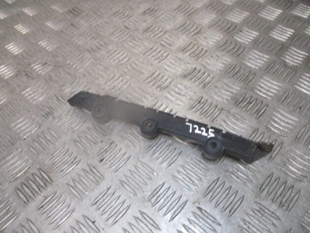 2011 GENUINE SKODA FABIA REAR LEFT PASSENGER SIDE BUMPER BRACKET 5J6807393