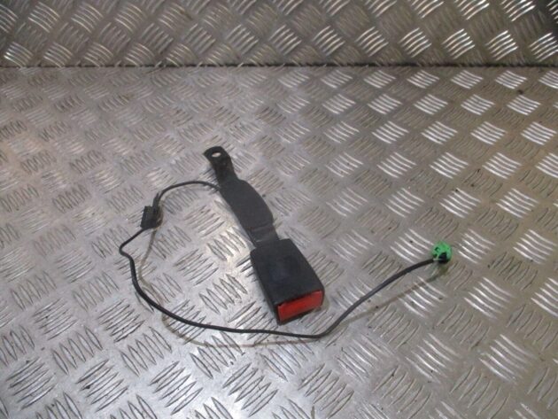 2012 GENUINE VW POLO 6R FRONT RIGHT DRIVER SIDE SEAT BELT 6R0857756D - Image 2