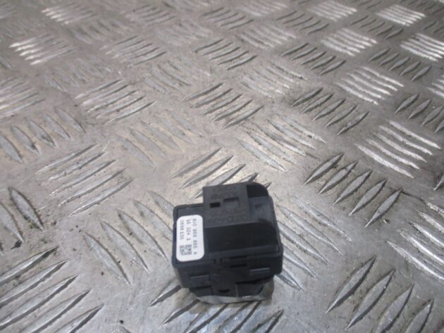 2014 GENUINE AUDI A3 8V FRONT LEFT PASSENGER SIDE WINDOW SWITCH 8V0959885A - Image 3