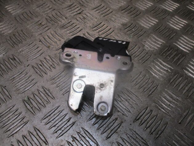 2014 GENUINE VW PASSAT REAR TAILGATE BOOT LOCK MECHANISM 4F5827505