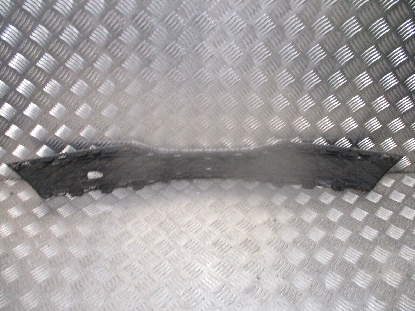 2014 KIA PICANTO FRONT BUMPER UPPER GRILL TRIM 86351-H8000 OEM - Image 3