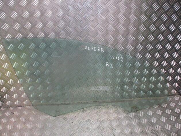 2013 GENUINE SKODA SUPERB FRONT RIGHT DRIVER SIDE DOOR WINDOW GLASS OSF - Image 2