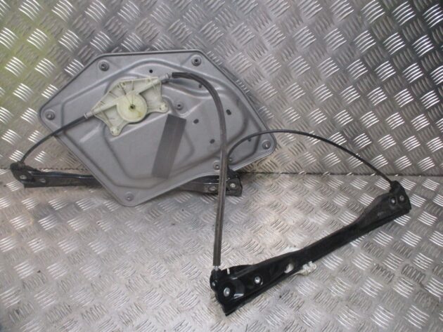 2013 GENUINE SKODA SUPERB FRONT LEFT PASSENGER SIDE WINDOW REGULATER NSF - Image 3