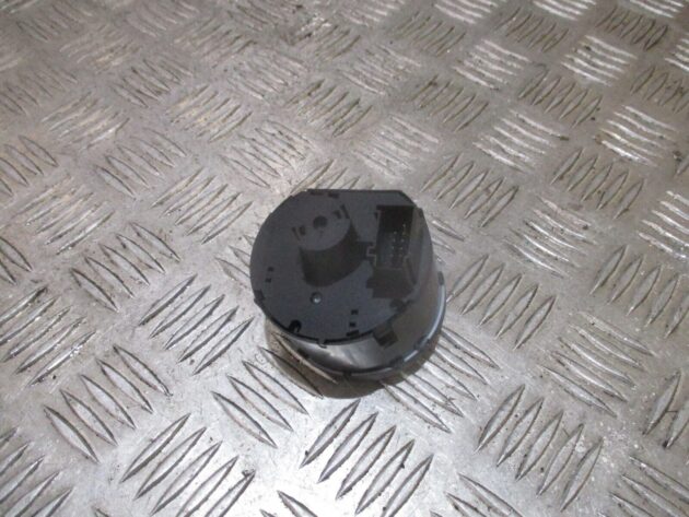 2012 GENUINE VW GOLF MK6 HEADLIGHT ADJUSTER SWITCH 3C8941431 - Image 2