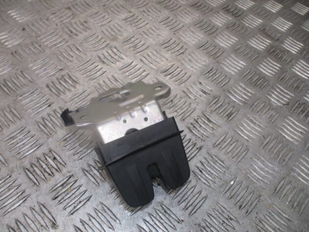 2016 GENUINE VW PASSAT B8 SALOON REAR BOOTLID LOCK MECHANISM