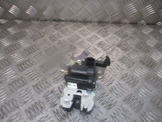 2015 GENUINE VW PASSAT B8 SALOON REAR BOOTLID TAILGATE LOCK MECHANISM 3G0827503 - Image 2