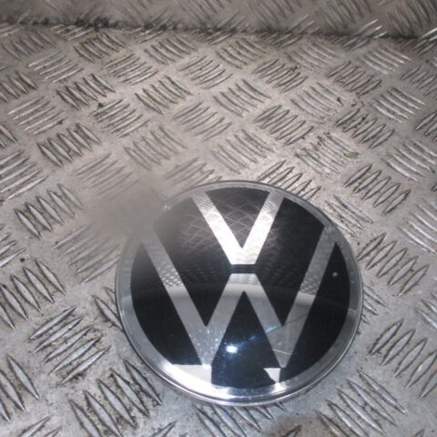 2020 GENUINE VW GOLF MK8 FRONT BUMPER GRILL BADGE 5H0853601G