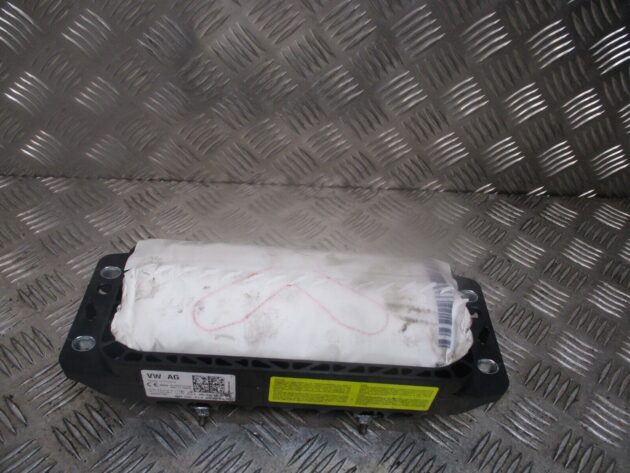 2018 GENUINE VW TOURAN FRONT LEFT PASSENGER SIDE DASHBOARD BAG 5TA880204D - Image 2