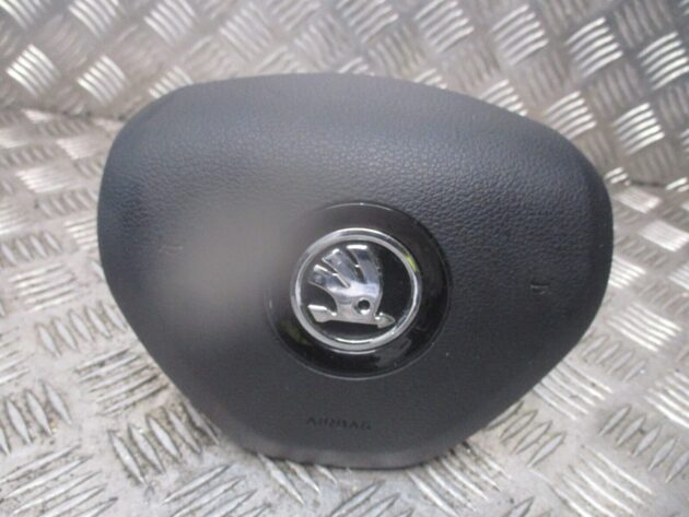 2016 GENUINE SKODA OCTAVIA DRIVERS FRONT STEERING WHEEL BEG 5E0880201B