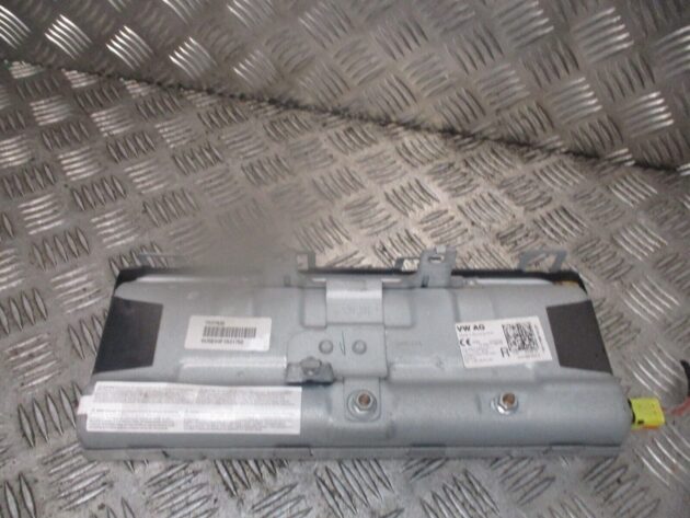 2016 GENUINE SKODA OCTAVIA FRONT DRIVERS SIDE KNEE BAG 5G2880842D - Image 2