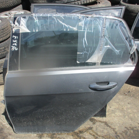 2015 GENUINE VW GOLF MK7 REAR LEFT PASSENGER SIDE BARE SHELL DOOR NSR