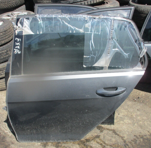 2015 GENUINE VW GOLF MK7 REAR LEFT PASSENGER SIDE BARE SHELL DOOR NSR