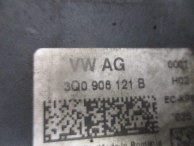 2016 AUDI A3 8V SALOON FUEL PUMP ECU CONTROL MODULE 3Q0906121B - Image 2