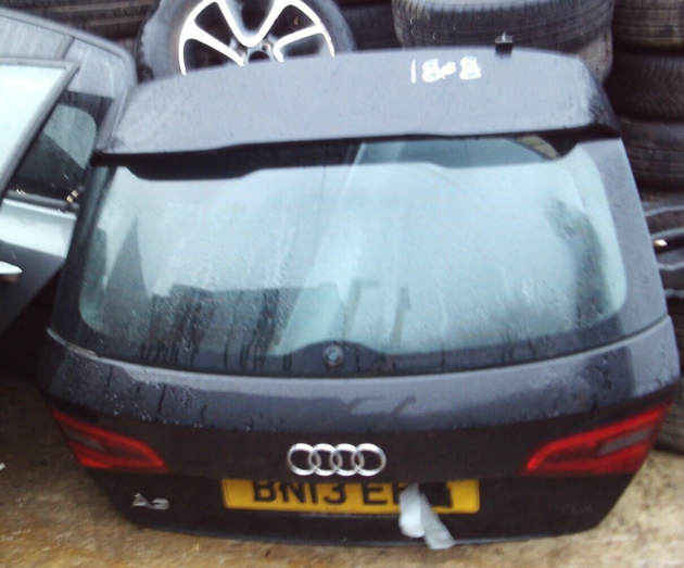 2013 GENUINE AUDI A3 8V REAR SHELL TAILGATE BOOTLID