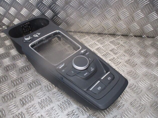 2019 GENUINE AUDI Q2 SAT NAV MEDIA CENTRE CONSOLE CUP HOLDER 81C864261 - Image 2