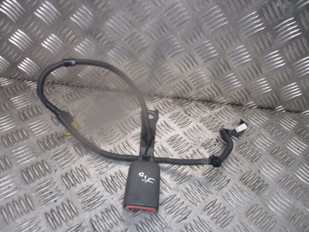 2010 GENUINE TOYOTA PRIUS HYBRID FRONT RIGHT DRIVER SIDE SEAT BELT BUCKLE OSF - Image 2