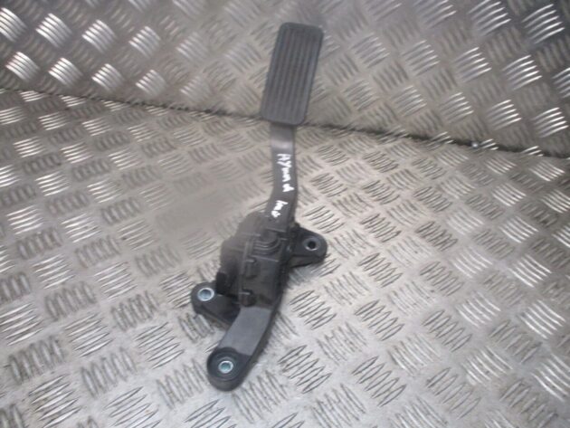 2018 GENUINE HYUNDAI IONIQ ACCELERATOR THROTTLE PEDAL 35191G2100 - Image 2