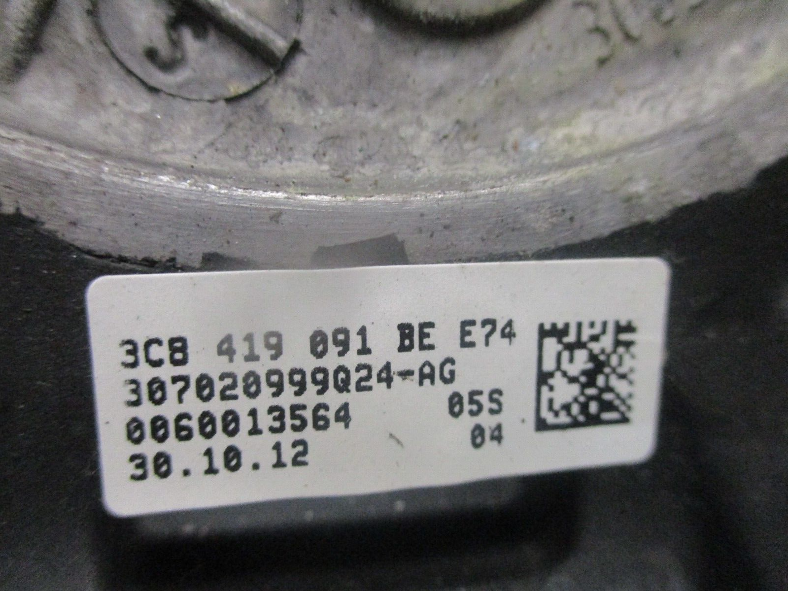 2013 GENUINE VW SHARAN 7N DRIVERS MULTIFUNCTION STEERING WHEEL 3C8419091BE - Image 2