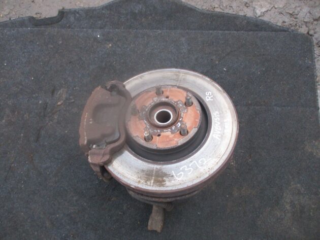 2013 GENUINE TOYOTA AVENSIS 2.0 TDI FRONT RIGHT DRIVER SIDE HUB