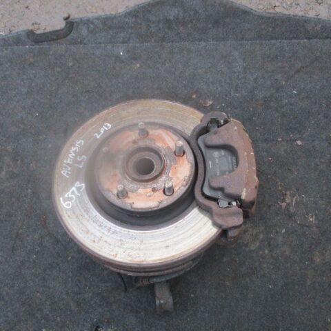 2013 GENUINE TOYOTA AVENSIS 2.0 TDI FRONT LEFT PASSENGER SIDE HUB