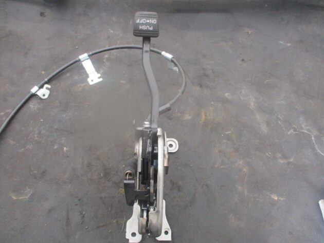 2018 GENUINE HYUNDAI IONIQ HYBRID HANDBREAK LEVER PADEL WITH CABLE