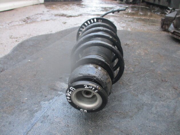 2017 GENUINE SKODA FABIA 1.2 TDI FRONT RIGHT DRIVER SIDE SHOCK ABSORBER SHOCKER - Image 3