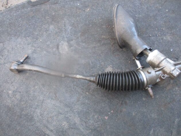 2016 GENUINE TOYOTA YARIS 1.3 PETROL FRONT POWER STEERING RACK - Image 3